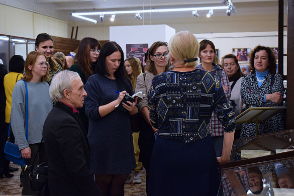 В Иванове открылась выставка #Наш_Островский